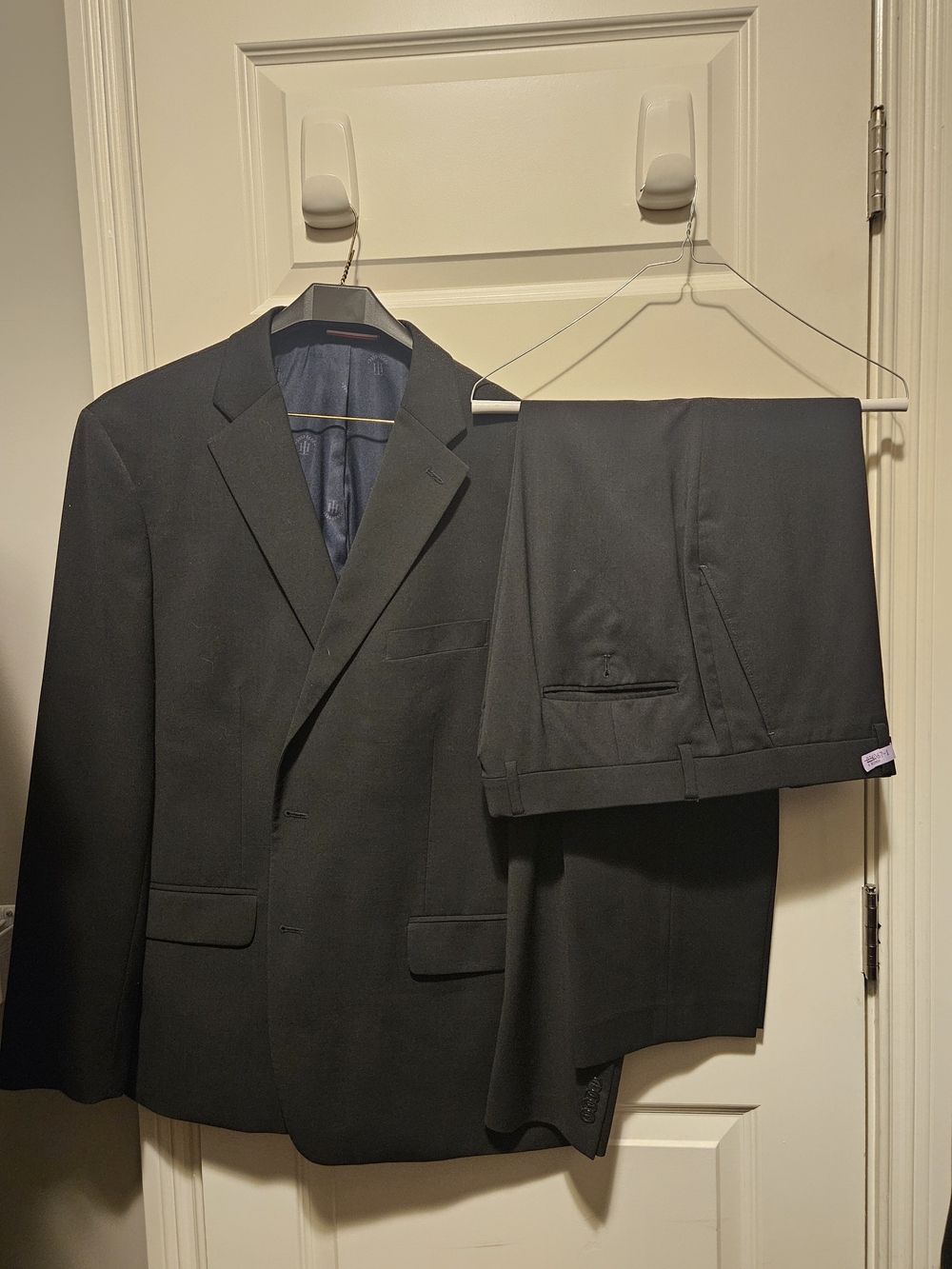 Tommy Hilfiger Men's Black Two-Piece Suit